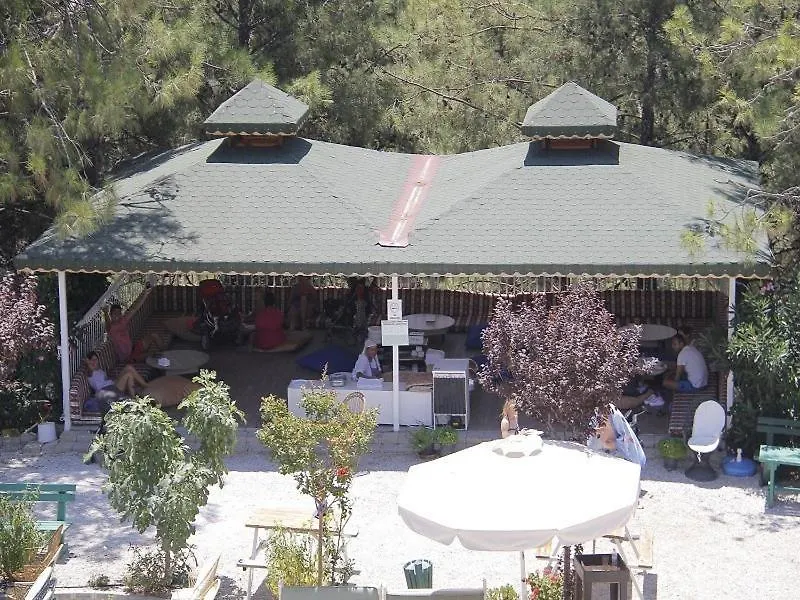 Nicholas Park Hotel Ολουντενίζ